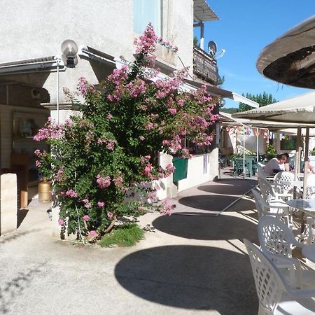 Camping L'Eau Vive Ξενοδοχείο Dauphin Εξωτερικό φωτογραφία
