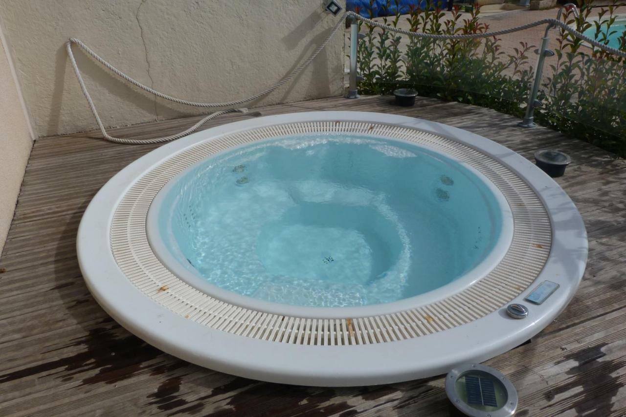 Camping L'Eau Vive Ξενοδοχείο Dauphin Εξωτερικό φωτογραφία